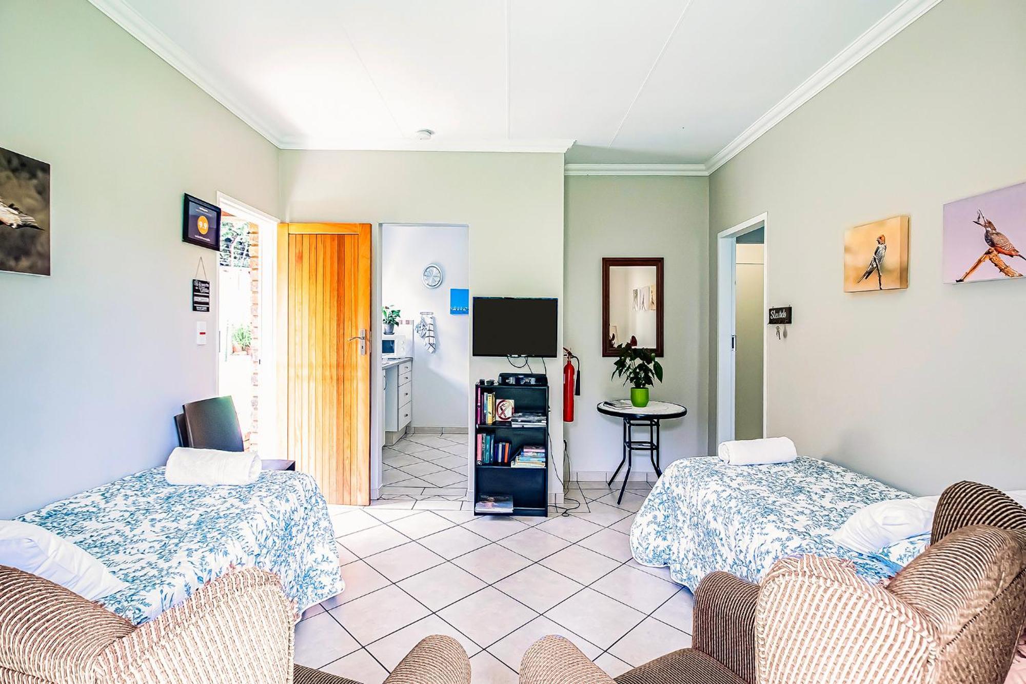 Leozet Self Catering Apartment Претория Экстерьер фото
